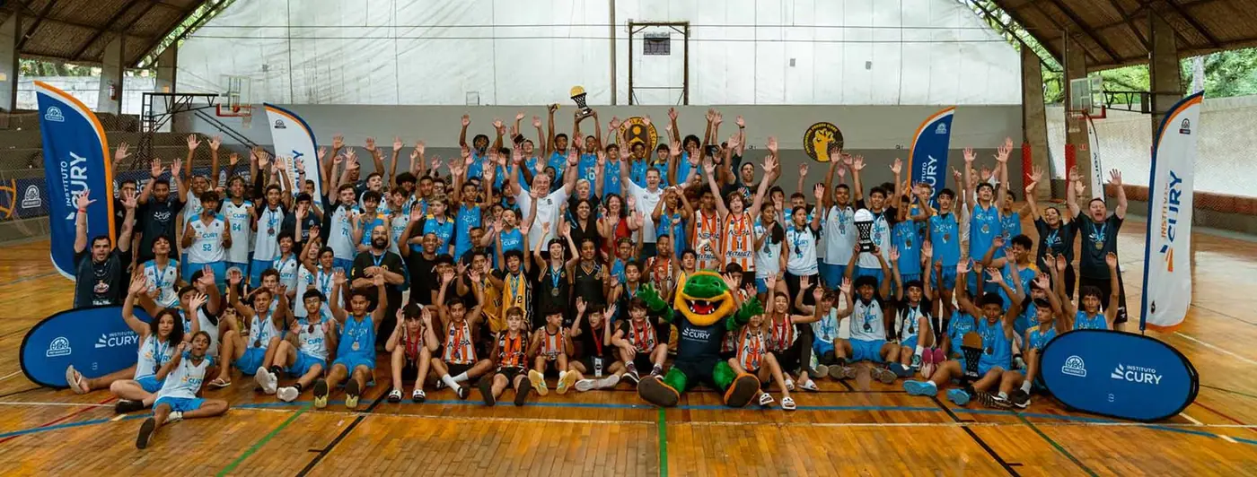 Pró Basquete League team photo